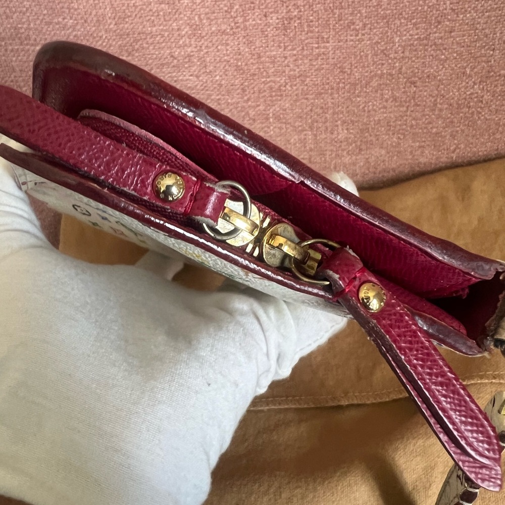Louis Vuitton Multicolor Murakami Monogram Wallet - Picture 6 of 16